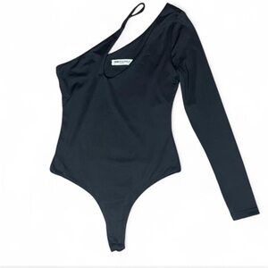 Princess Polly Black One-Shoulder Bodysuit Size 2